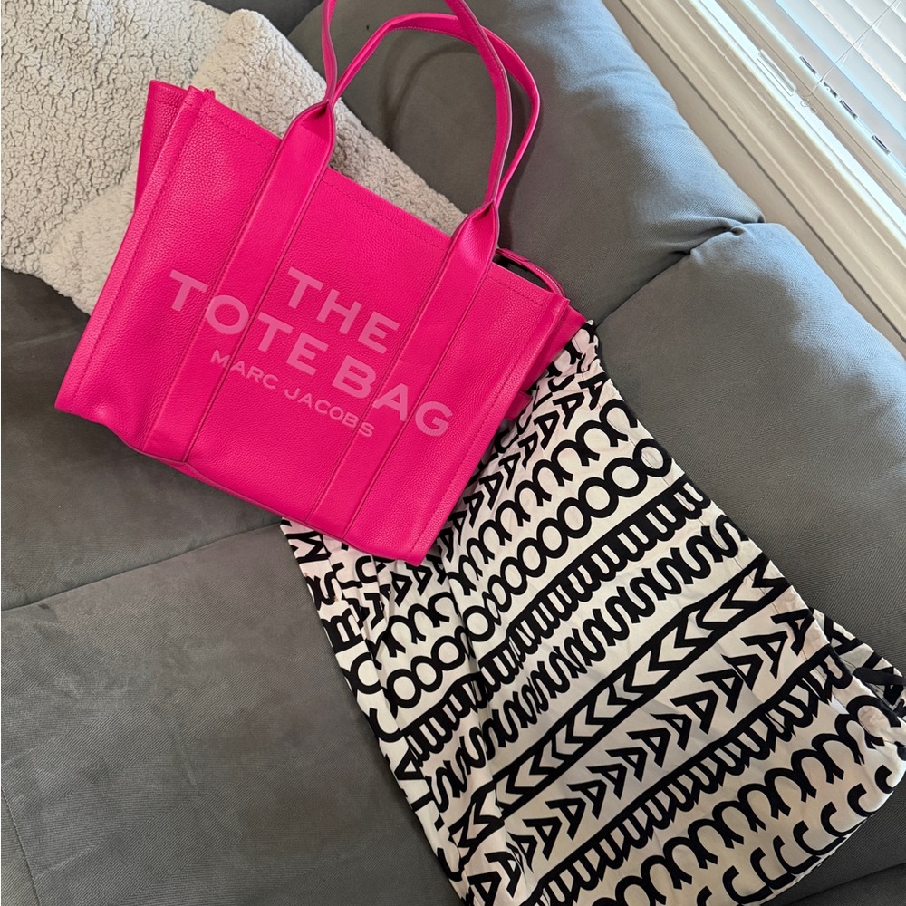 Marc Jacobs Hot Pink The Tote Bag